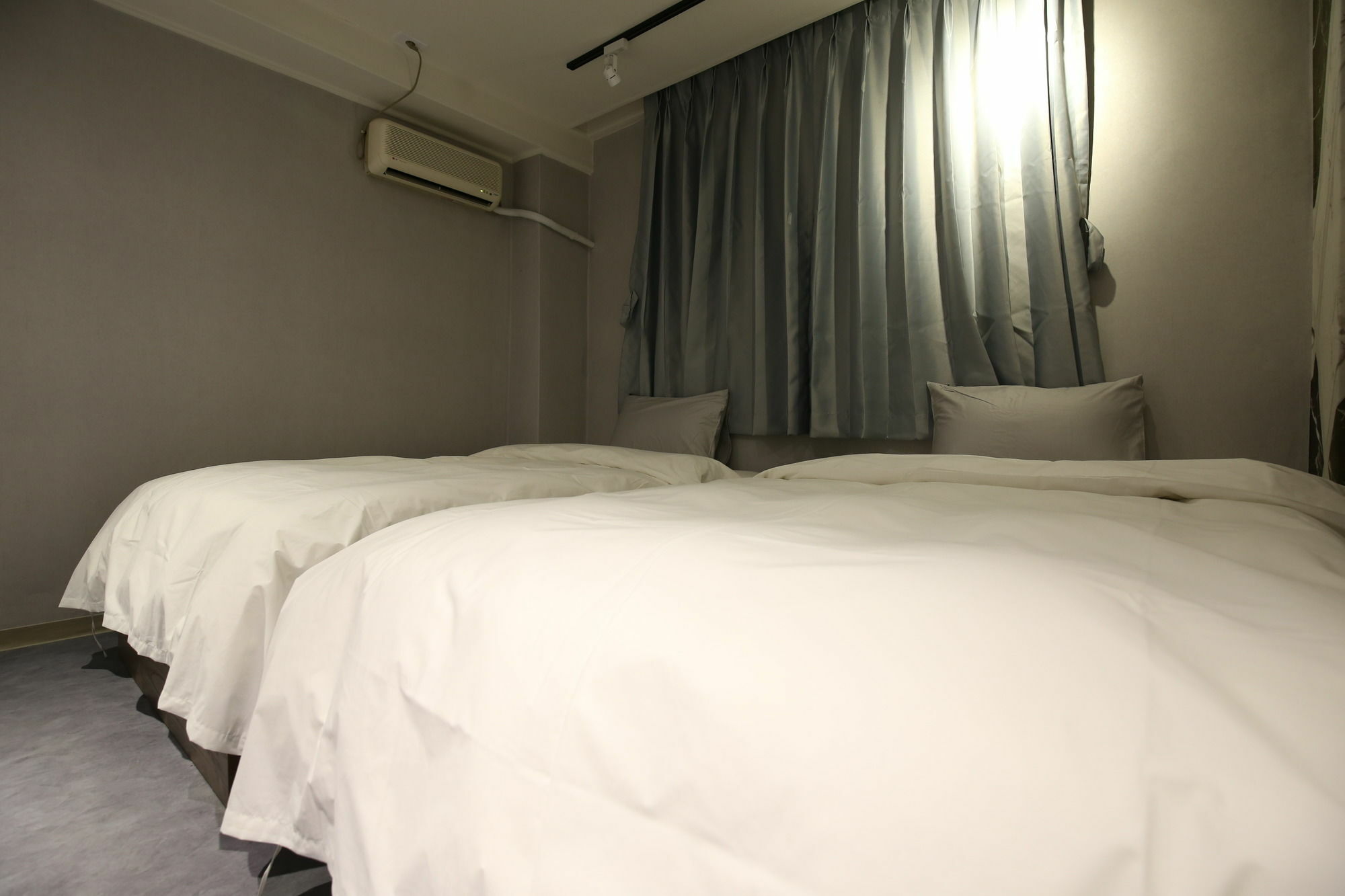 Hotel Blanc In Cheongju Exterior photo